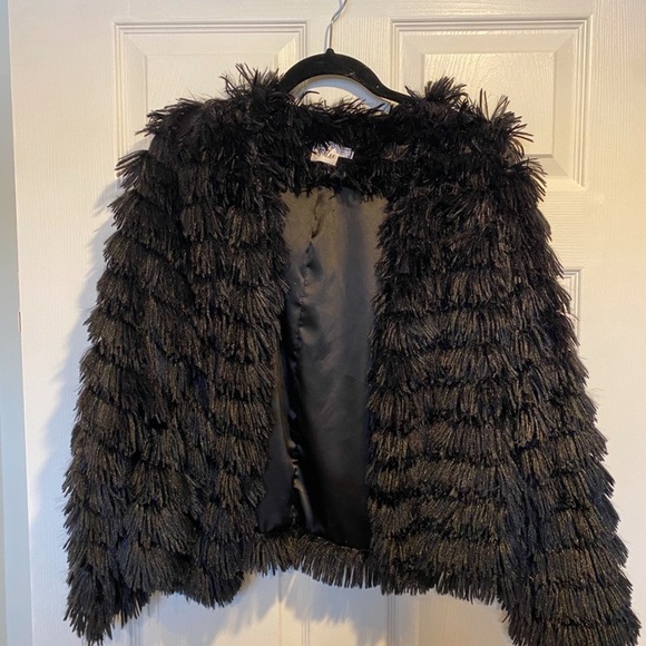 Princess Polly Faux Fur Black Jacket Size 8 - Picture 2 of 5